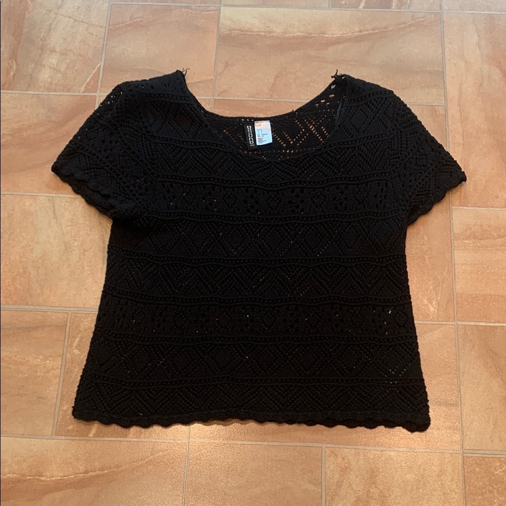 H&M Divided Women's Black Crochet Knit Short Sleeve Top